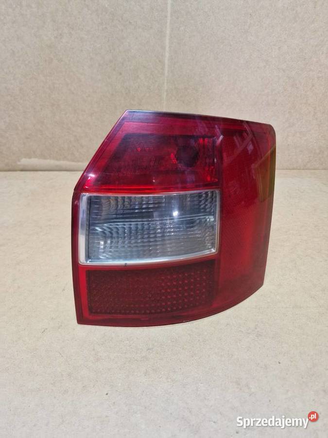 Lampa prawy tył Audi A4 B6 Avant kombi Złotoryja sprzedam