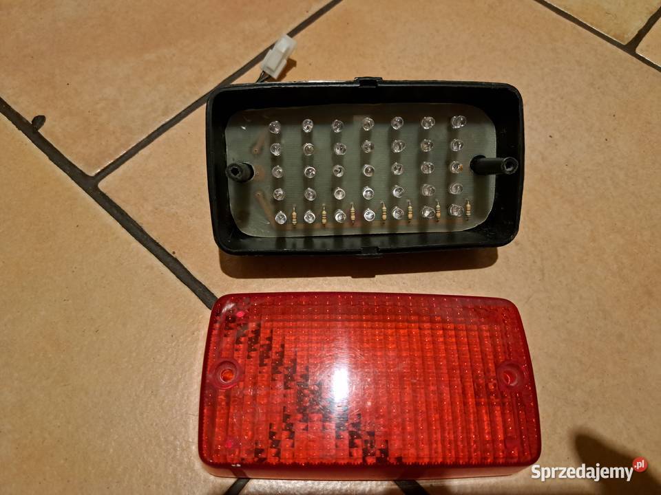Fiat126p kompletne oświetlenie osobowe Leszno