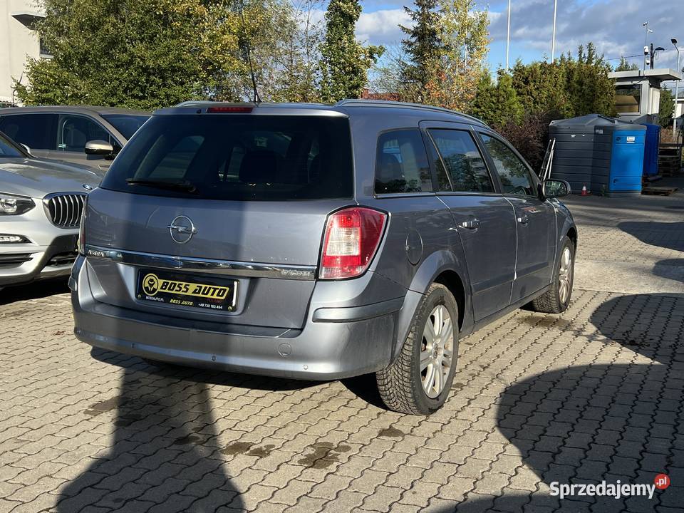 Opel Astra 2010 Astra Warszawa