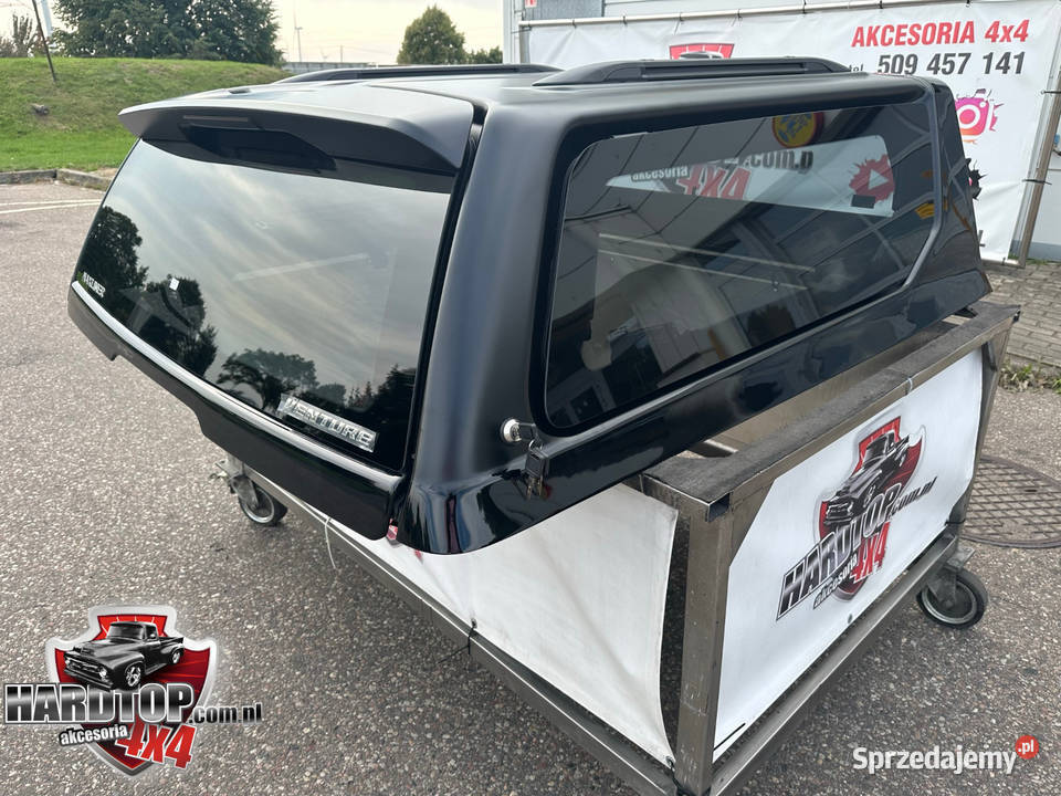 Zabudowa Toyota Hilux Hardtop double cab 2015 warmińsko-mazurskie