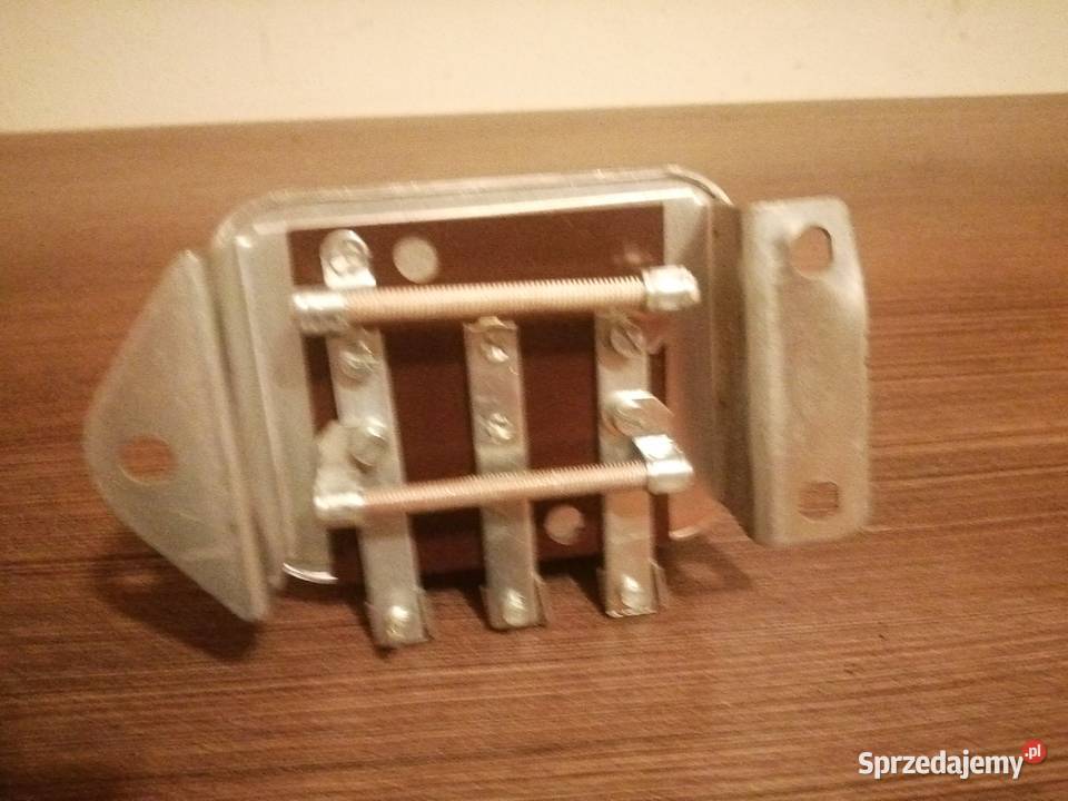 Oryginalny regulator napięcia Ursus C330 12V Radom