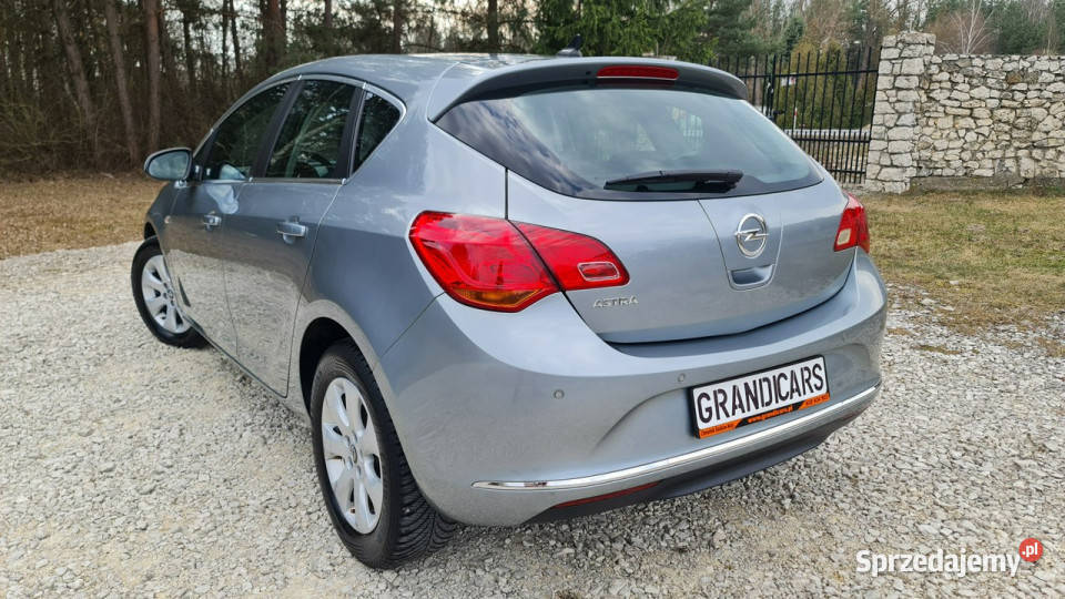 Opel Astra 14T 120 LIFT Edition Mega Stan Niski ASR (kontrola trakcji) Chmielnik
