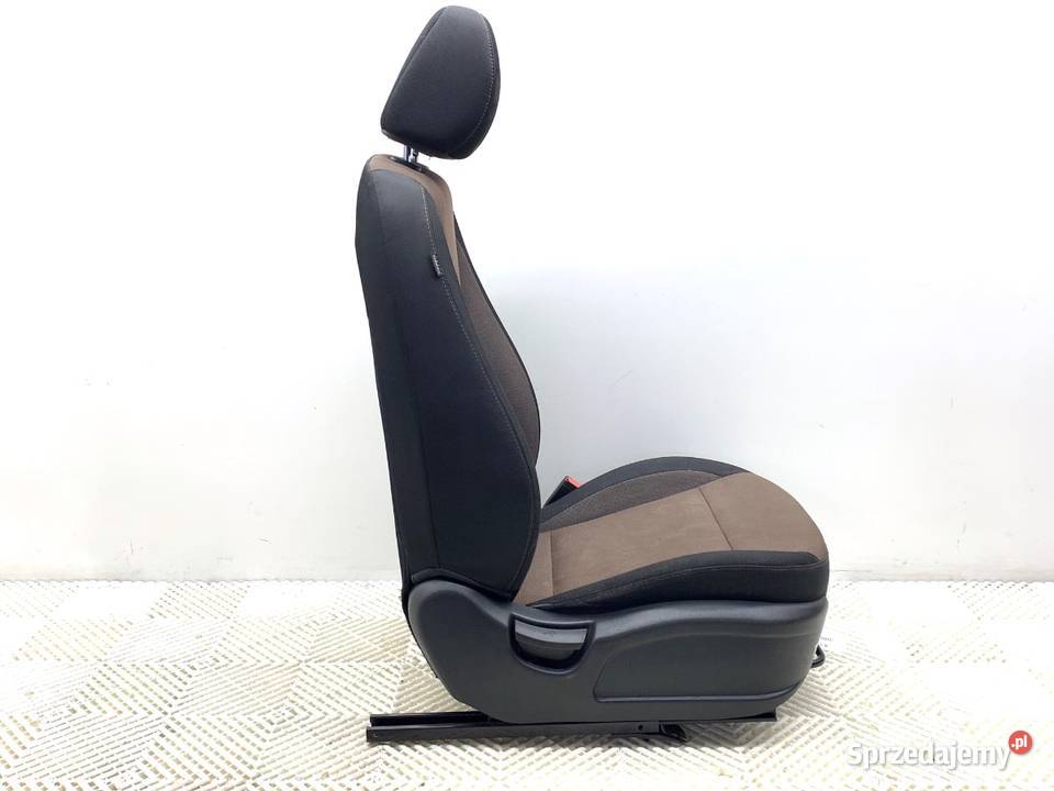 FOTEL PRAWY PRZÓD HYUNDAI i20 II Hatchback osobowe podkarpackie sprzedam