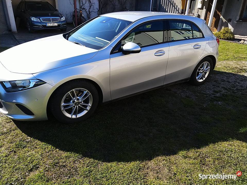 MercedesBenz Klasa A180d7GDCT Piątek