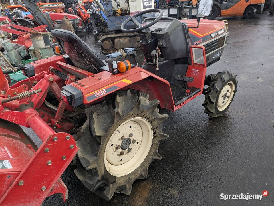 Yanmar F145D kompaktowy traktor 44 14 Yanmar Skała