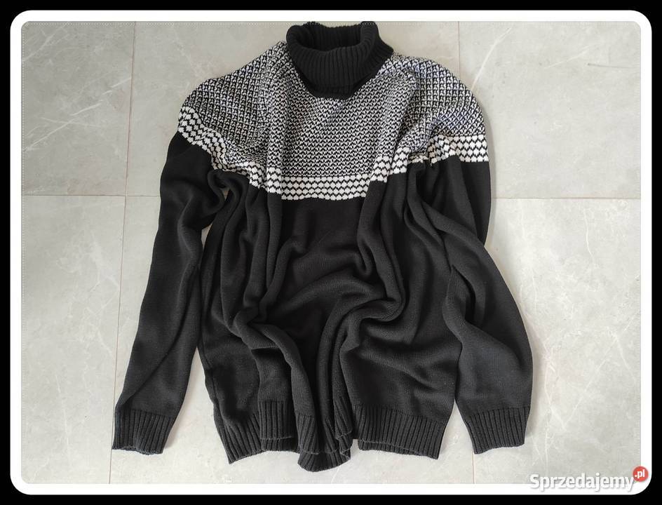 Gruby sweter czarny z białym wzorem golf na zimę