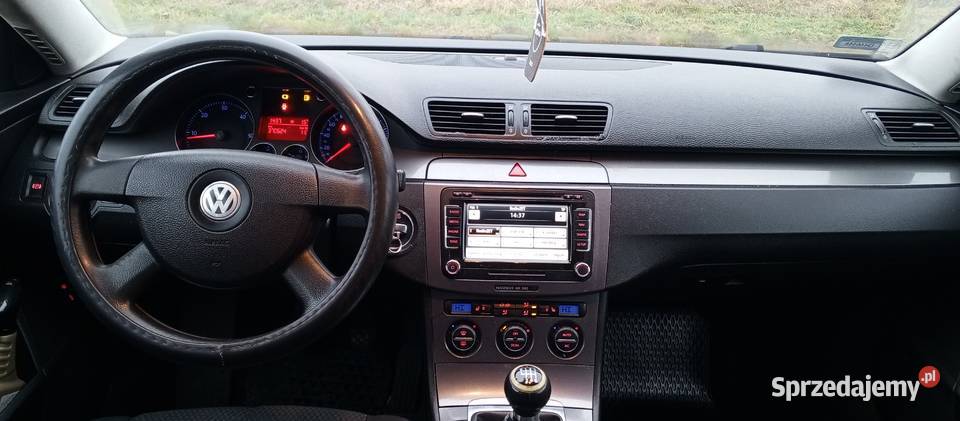 Vw Passat B6 20 TDI Common Rail 140 przebieg 370 granatowy Kowal