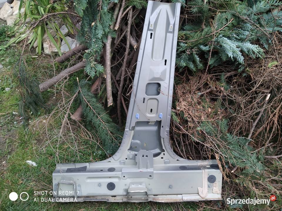 Słupek środkowy próg prawy Peugeot 5008 II Ropczyce