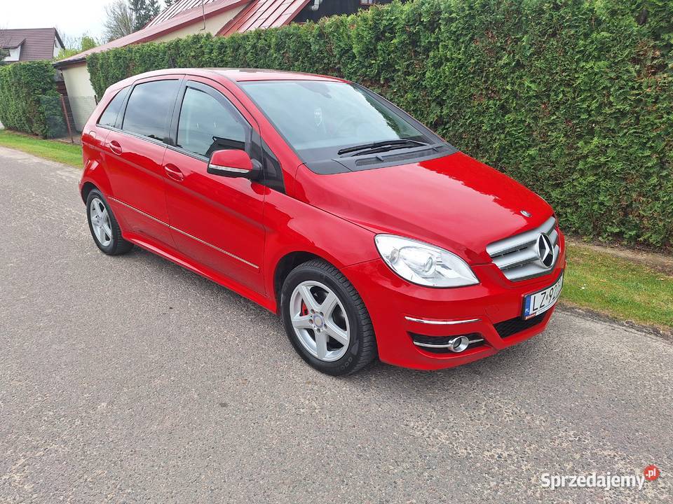 ZAREJESTROWANY MERCEDES B radio Zamość