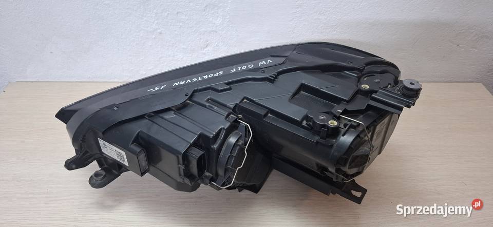 Lampa Reflektor VW GOLF Sportsvan Sandomierz