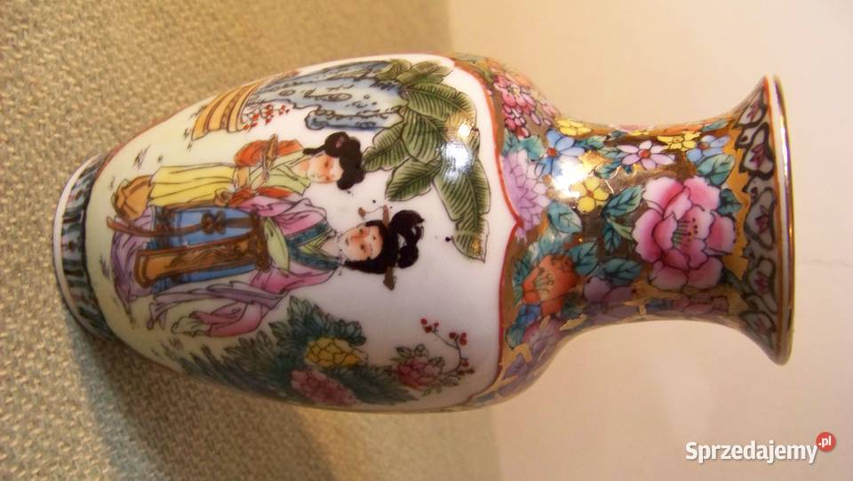 Chiński wazon porcelanowy