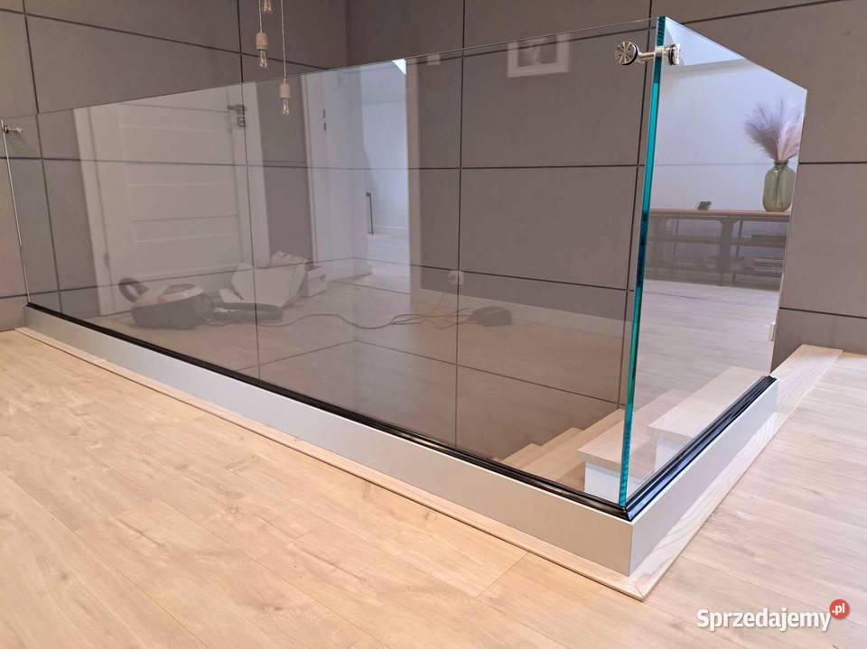 Szklane balustrady wewnętrzne i zewnętrzne mazowieckie Mińsk Mazowiecki