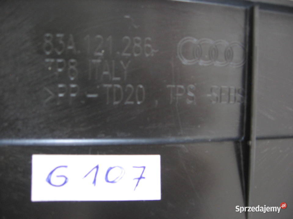 83A121286 Audi Q3 83A F3 Kierownica powietrza mazowieckie Warszawa