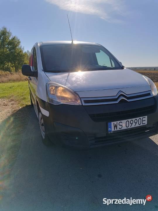 Citroen Berlingo 16HDI 90 z 2016r Citroën świętokrzyskie