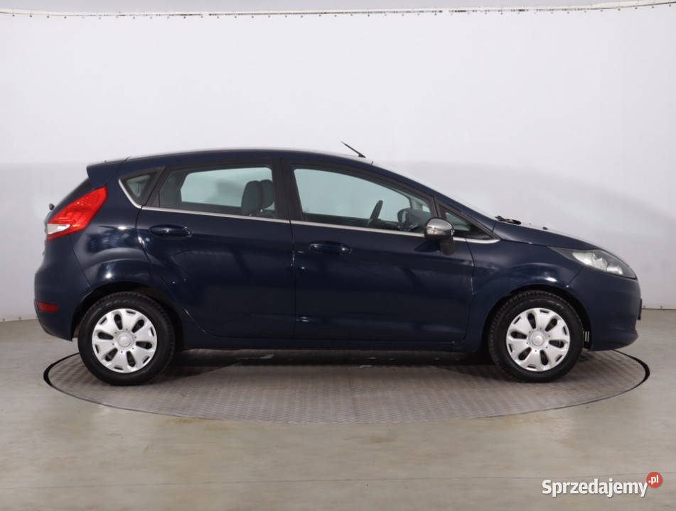 Ford Fiesta 125 wielofunkcyjna kierownica Ford Piaseczno
