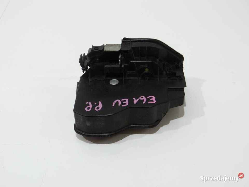 ZAMEK DRZWI PRAWY PRZÓD BMW E61 EU 7167074 5 PIN lubelskie Strzyżewice