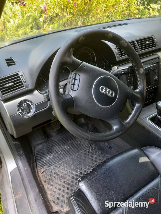 Audi A4 B6 25TDI Quattro uszkodzony