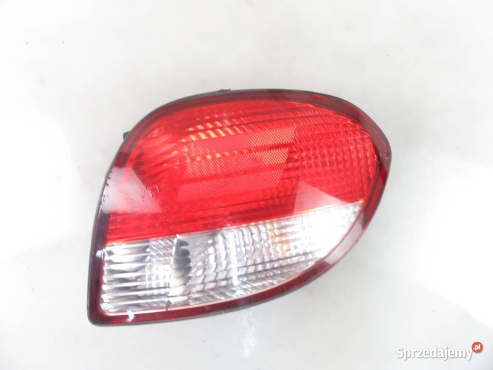 LAMPA PRAWA TYLNA HYUNDAI COUPE I