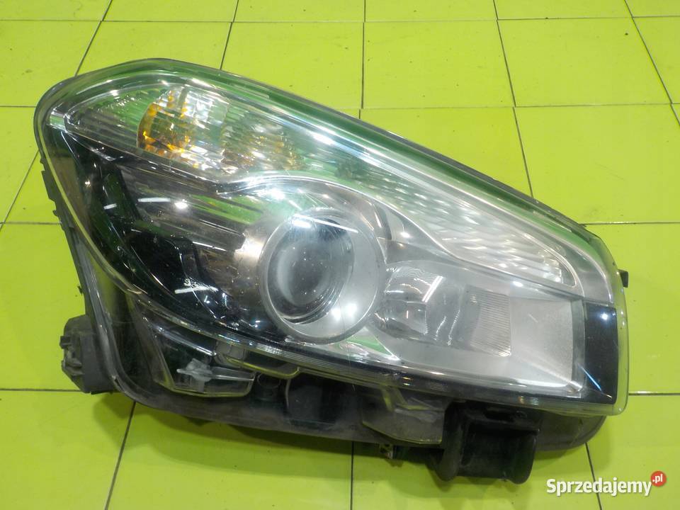 NISSAN QASHQAI J10 LIFT 10r 5D lampa prawa przod osobowe