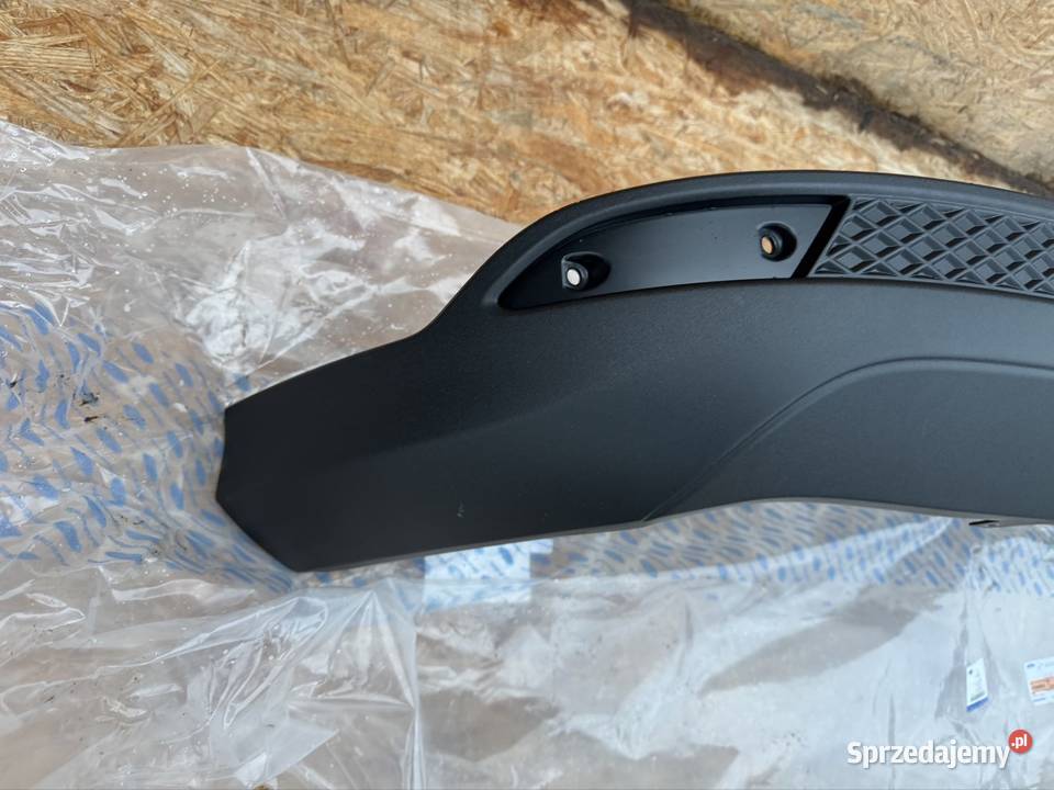 Dyfuzor spoiler dół zderzaka tył Ford focus mk3 osobowe Spoilery Międzychód