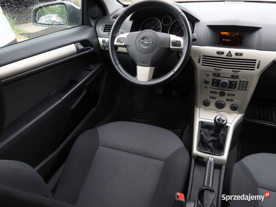 Opel Astra 16 16V Hatchback Katowice