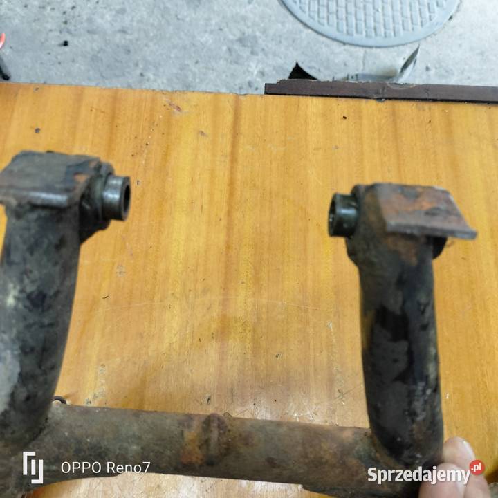 Suzuki GS 550 L stopki centralne Łubno sprzedam