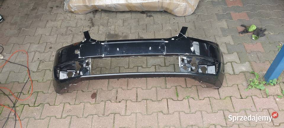 Zderzak przód SKODA OCTAVIA III 5E0807221 osobowe Szczecin