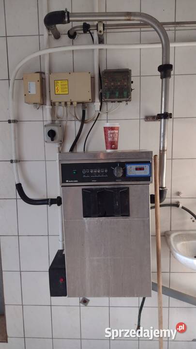 Hala udojowa 8 stanowisk opolskie Prudnik