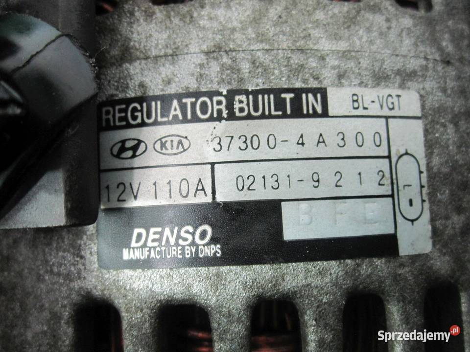 SORENTO 25 CRDI D4CB 167 alternator 373004A300 Układ elektryczny, zapłon
