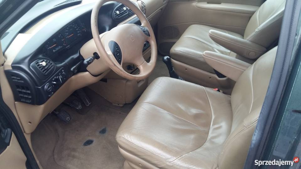 Chrysler Voyager 7 osobowy zielony Szczerców