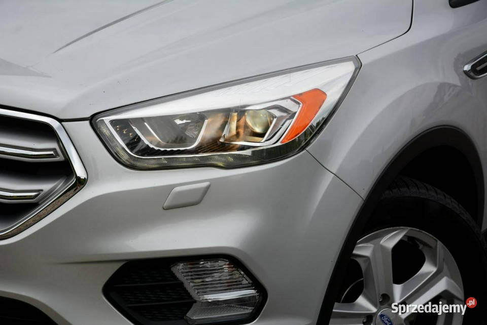 Ford Kuga Titanium 4WD półSkóry Ledy Navi czujnik deszczu Ostrów Mazowiecka
