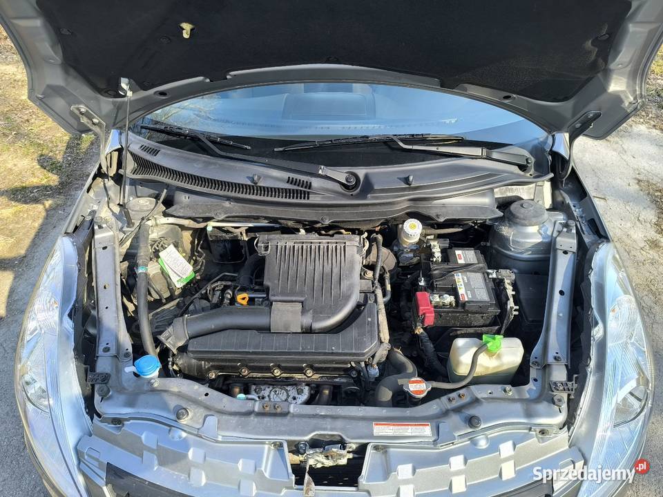 Swift V benzyna 5 drzwi klimatyzacja Salon lakier metallic świętokrzyskie