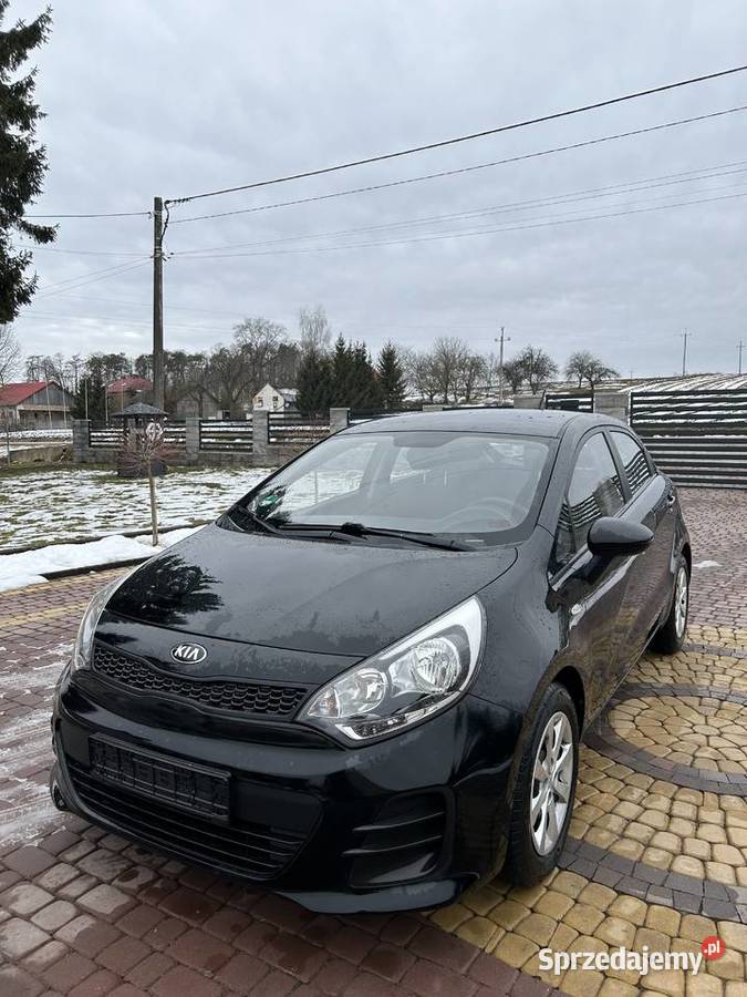 Sprzedam Kia Rio uszkodzony Klimontów