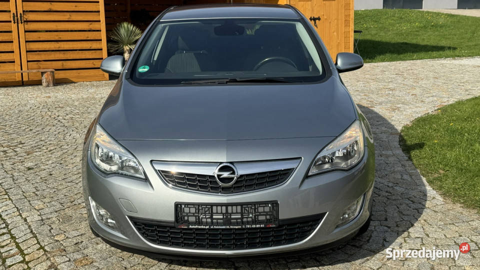 Opel Astra 14 TURBO 120 z Niemiec Bogata wersja dolnośląskie Strzegom