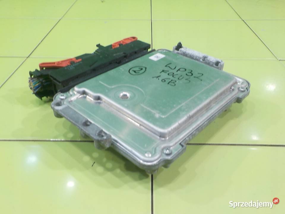 FOCUS MK3 ST 16 B 14r HB 5D sterownik silnika