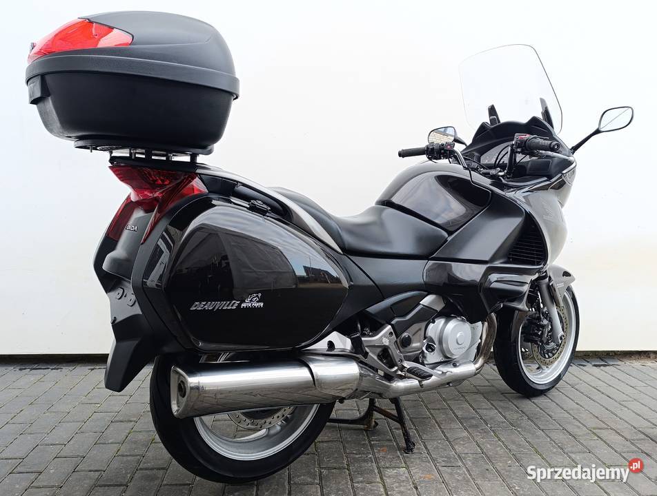 Honda NTV 700 NT700VA centralny kufer 2007 ŁADNA turystyczny Ostrołęka