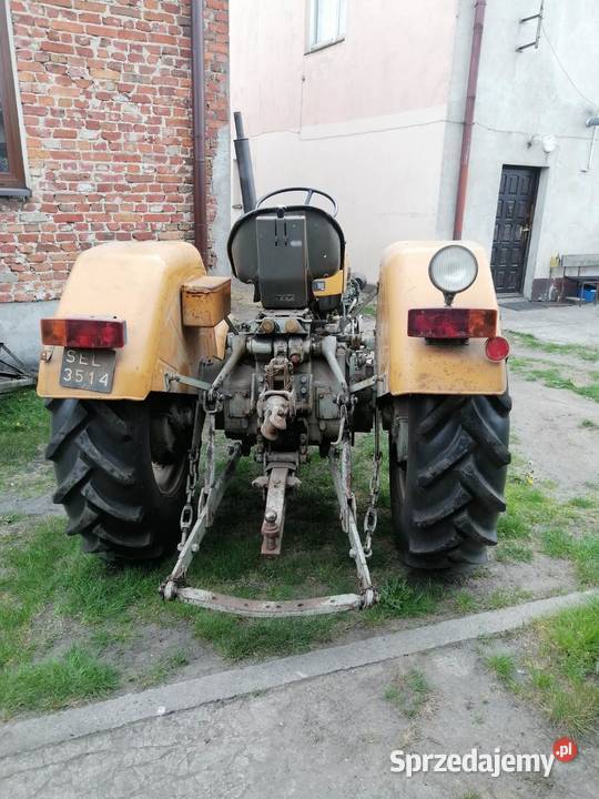 Sprzedam ciągnik Sobienie Biskupie