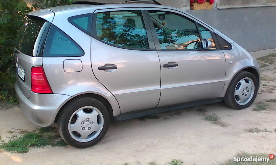 Mercedes A Klasa 16 mały przebieg stan idealny Hatchback dolnośląskie Wrocław sprzedam