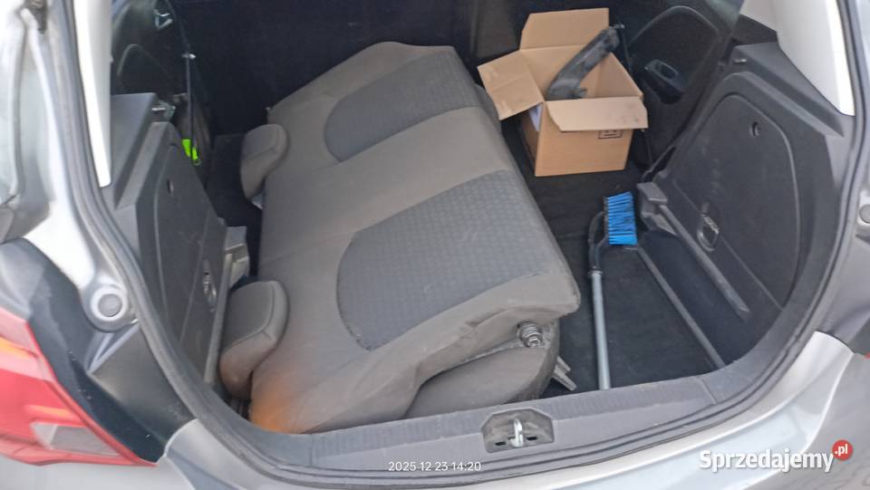 Opel Corsa E 14 LPG 2016 VAT1A uszkodzony ESP Białystok