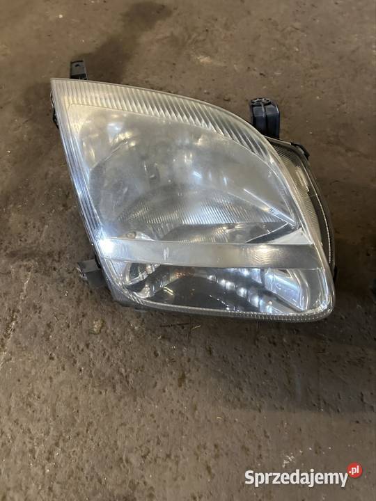 Lampa prawy lewy przód Subaru Justy g3x Suzuki Kęty