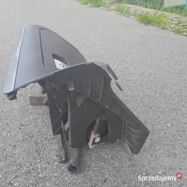 Schowek pasażera 1K1857290 VW Golf V Kombi Jetta