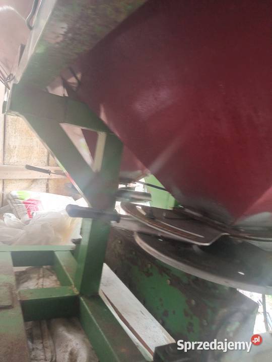 Rozsiewacz Armasz 1400L Kalinówka