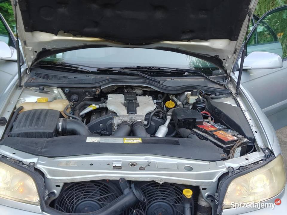 Opel Omega ładne skóry