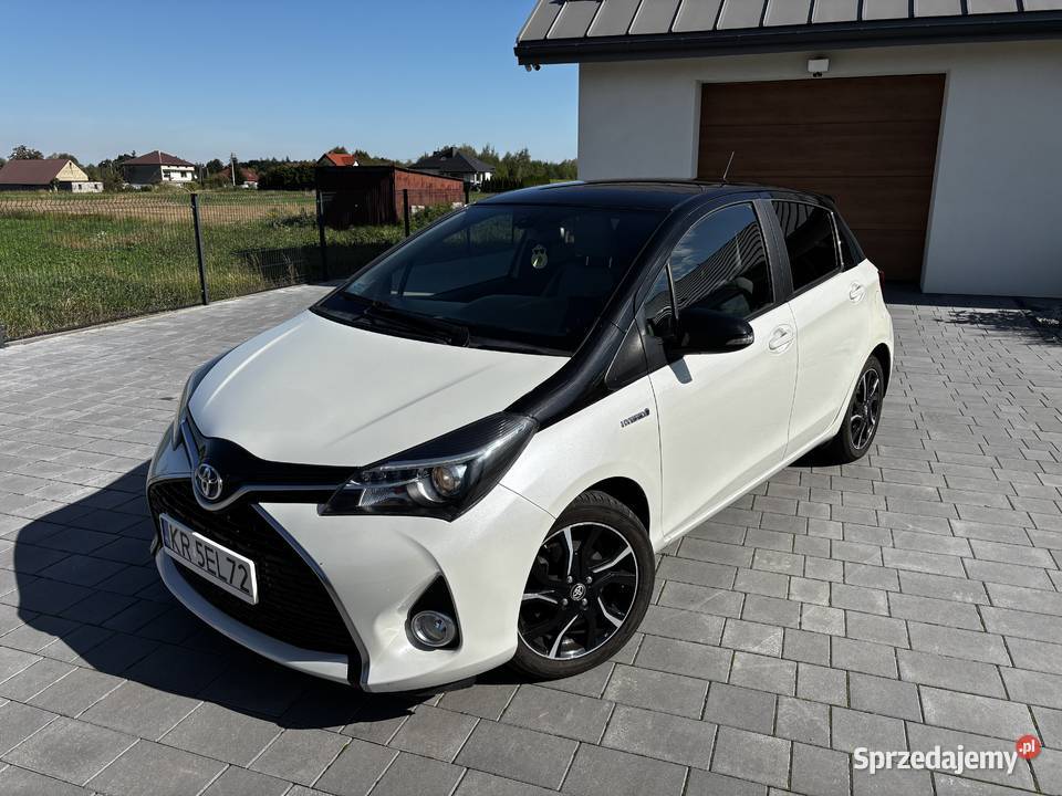 Yaris 2017 98000 Hybrid nieuszkodzony Gdów