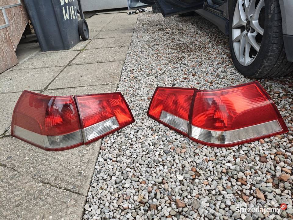 Lampy tył Vectra c osobowe małopolskie Oświęcim