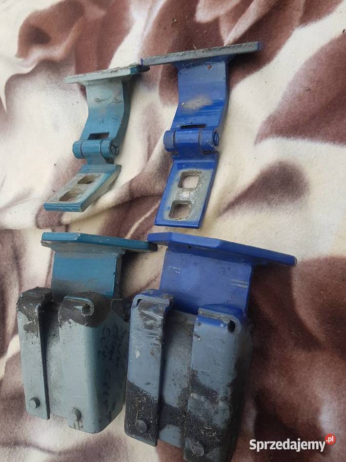 Fiat Panda 1Zawias drzwi p lDolny górny