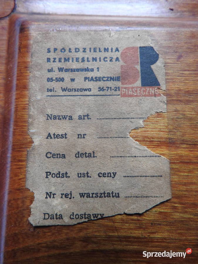 Pamiątkowa mosiężna płaskorzeźba w drewnianej Obrazki i obrazy Bytom