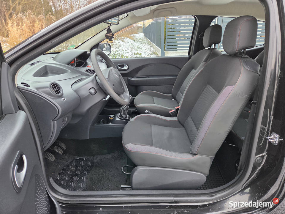 12 Benzyna Klima Nowe Opony Mały Przebieg Zamość