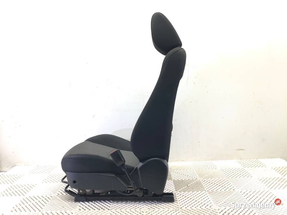 FOTEL PRAWY PRZÓD MAZDA 2 DL Hatchback SIEDZENIE sprzedam
