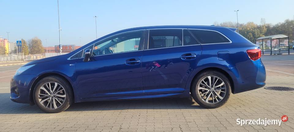 Toyota Avensis Combi Diesel Premium Polski Salon diesel małopolskie Kraków